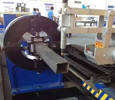 Máy cắt ống thép không gỉ CNC